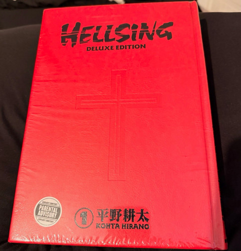 Hellsing deluxe edition - hellsing,